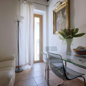 Borgo Pio 91 2*, Róma Olaszország