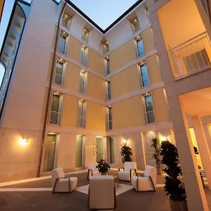 Apartmanhotel Residenza Agnello D'oro, Bussolengo